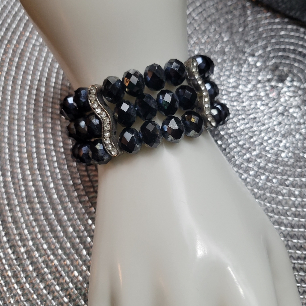 New Black Beaded & Rhinestone Stretch Bracelet - Fashion Jewelry
